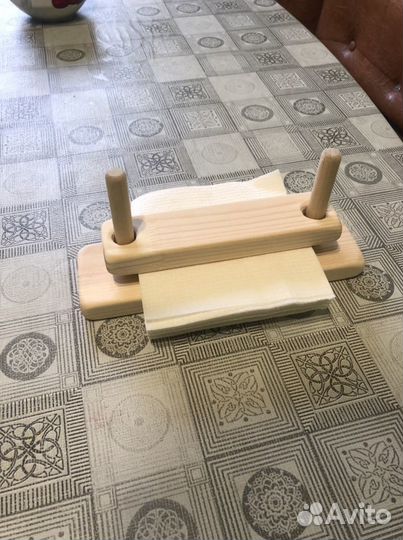 Салфетница из дерева