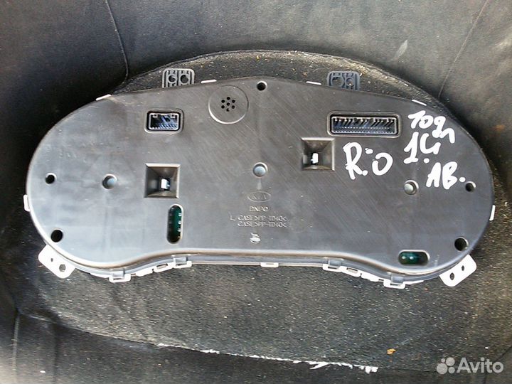 Доска приборов Киа Рио 3