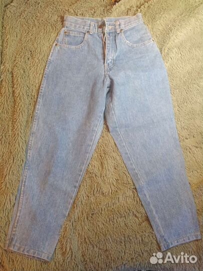 Джинсы укороченные