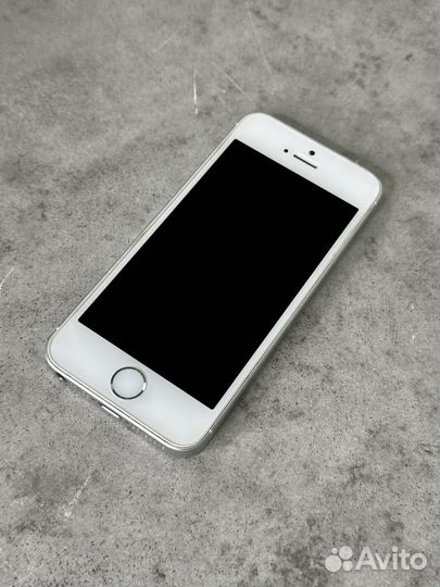 iPhone SE (32Gb)