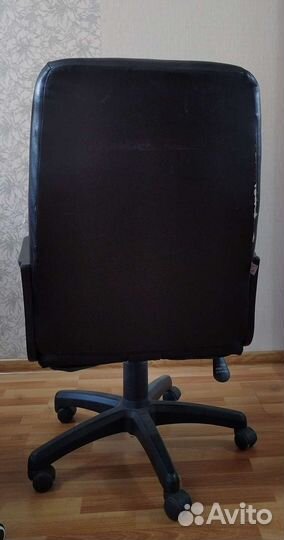 Офисное кресло бу