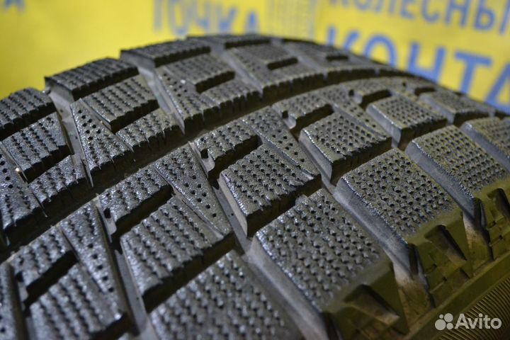 Bridgestone Blizzak Revo2 225/60 R16