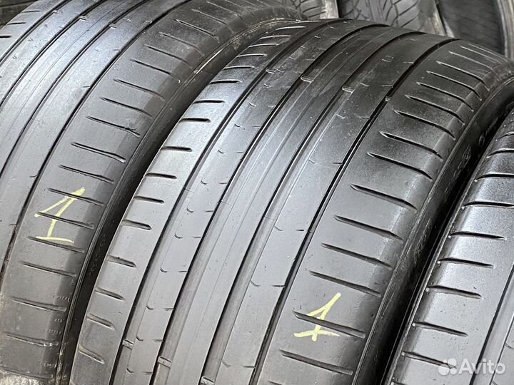 Pirelli P Zero PZ4 255/40 R21