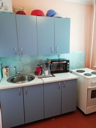 2-к. квартира, 41 м², 1/3 эт.