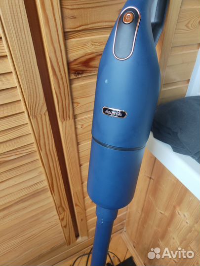 Вертикальный пылесос