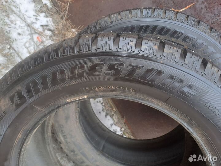 Bridgestone Ice Cruiser 7000 215/60 R17