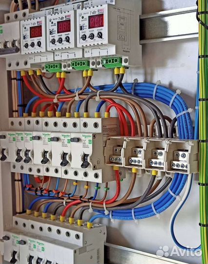 Профессиональные услуги электрика: физлица, юрлица