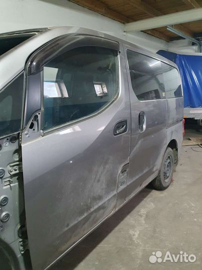 Nissan nv200 разбор