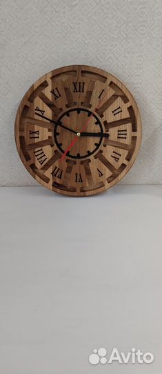 Часы настенные новые