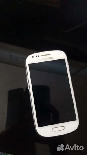 Телефон Samsung s3mini