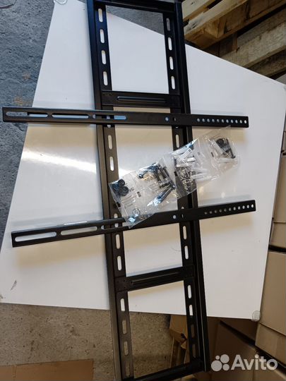 Кронштейн для телевизора