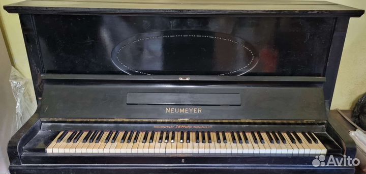 Пианино Neumeyer