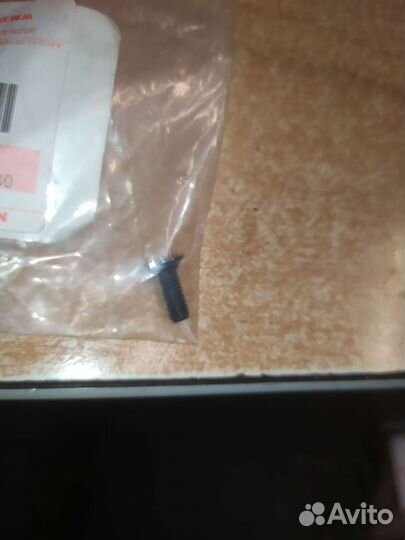 Винт тормозной машинки suzuki 6968949300000