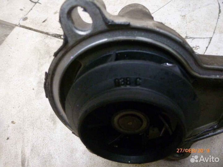 Насос водяной (помпа) Skoda Fabia 2 (2007-2015)