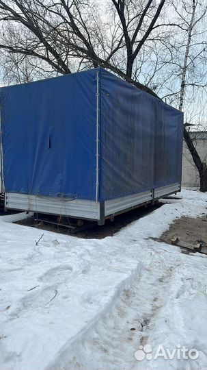 Тентованный фургон