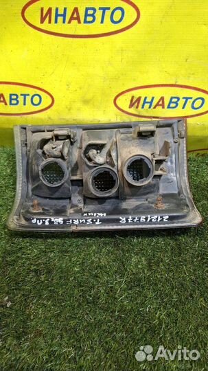 Фонарь задний правый Toyota Hilux 2LTE 1993