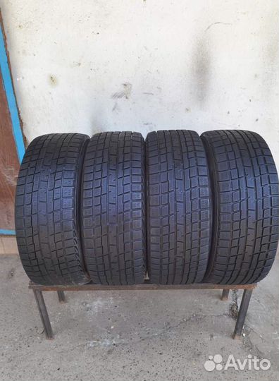 Yokohama Ice Guard IG30 215/50 R17 97T