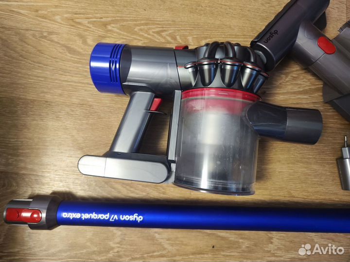 Пылесос dyson v7