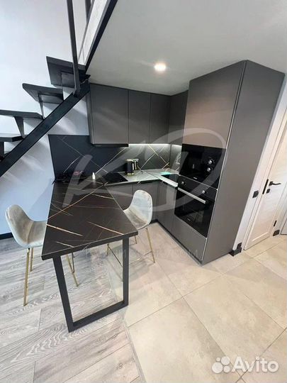 Кухонный гарнитур в наличии