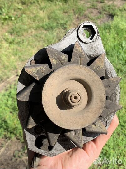 Генератор от 2106