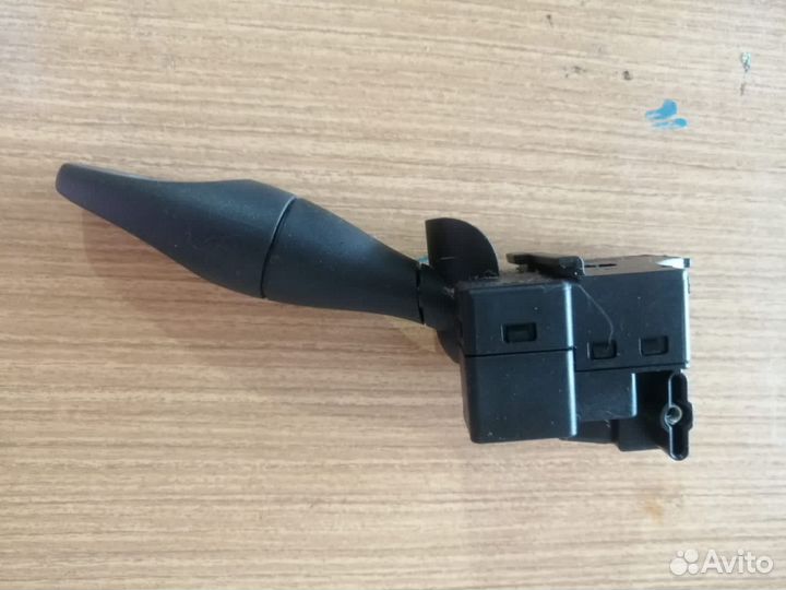 Переключатель света поворотников Форд Фьюжен 2011