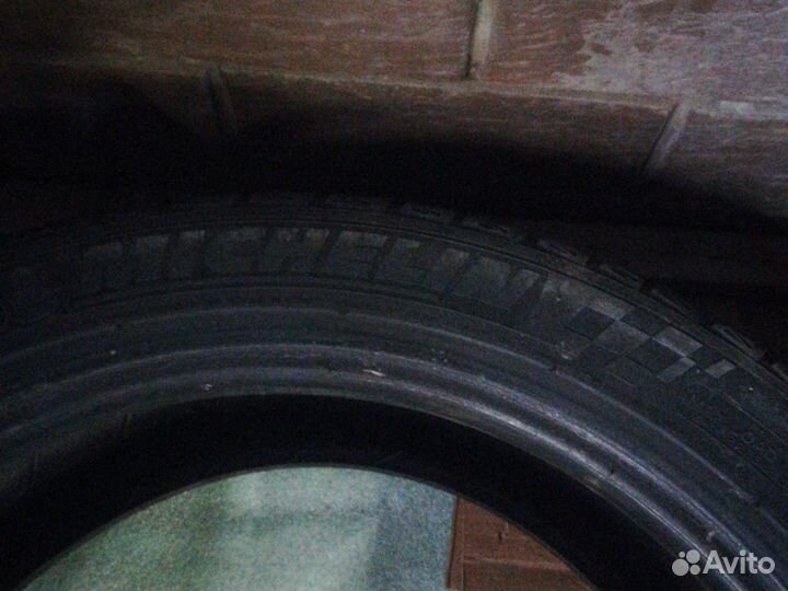 Ovation VI-388 215/45 R17