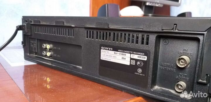 Видеомагнитофон