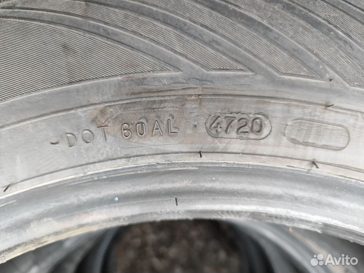 Nokian Tyres Hakka Blue 2 215/60 R16 99V