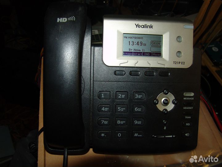 IP телефон Yealink T21P E2
