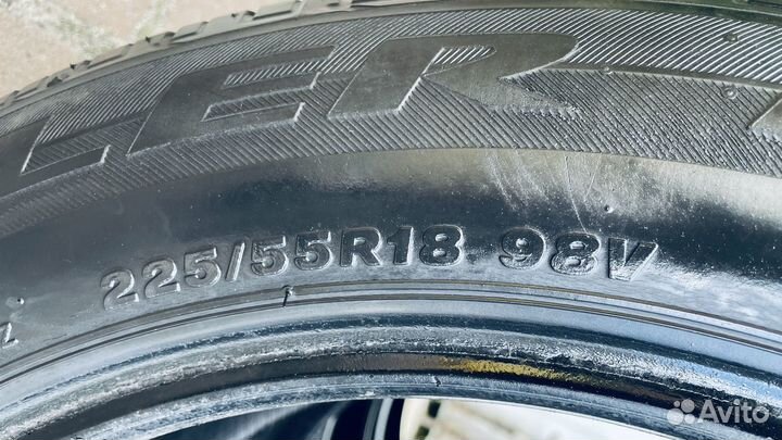 Bridgestone Dueler H/P Sport 225/55 R18 98V