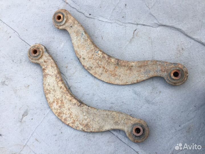 Рычаг задний Мазда сх - 7