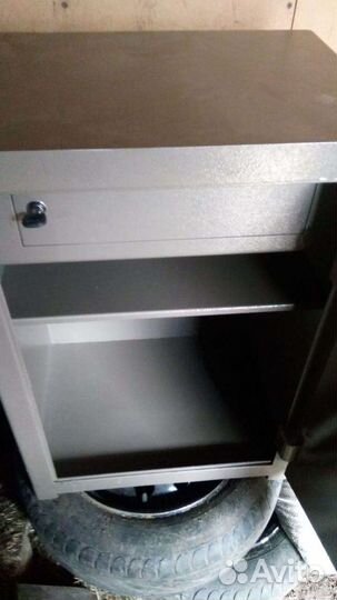 Сейф металлический