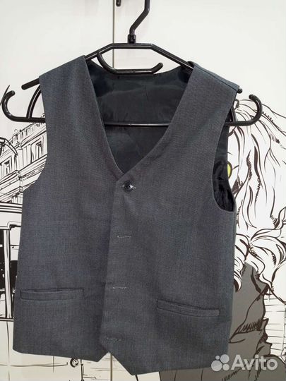 Жилетка для мальчика школьная 140