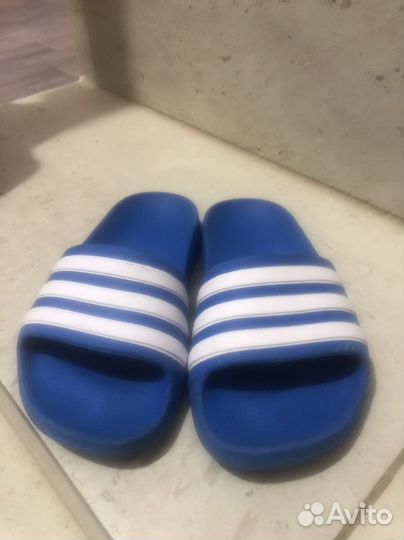 Шлепанцы adidas детские