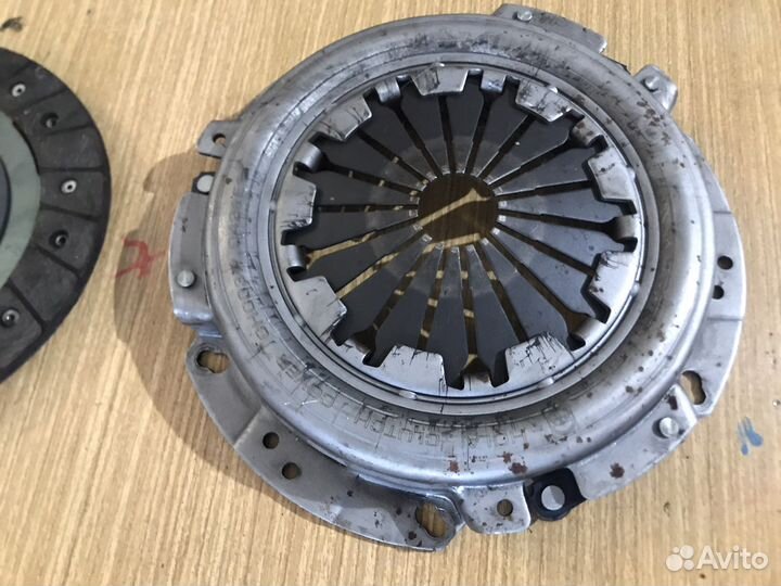 Корзина и диск сцепления Рено Меган 1999-2003