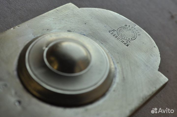 Гигантские старинные дверные ручки / 10 вершков