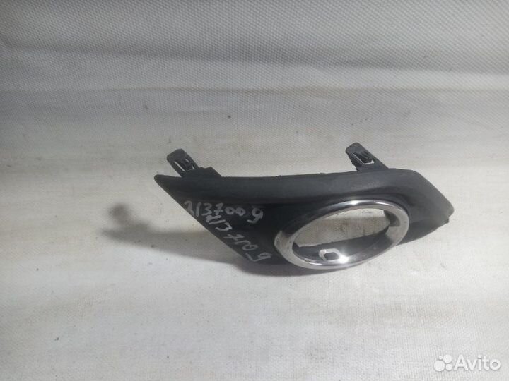 Накладка на туманку передняя левая Nissan X-Trail