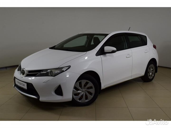 Toyota Auris 1.6 CVT, 2013, 79 450 км