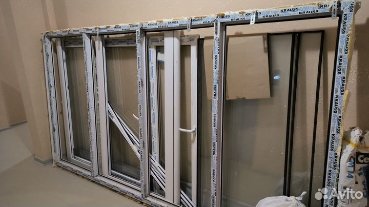 Оконная рама пластиковая