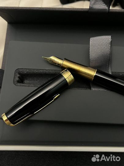 Перьевая ручка Parker Sonnet Matte Black GT