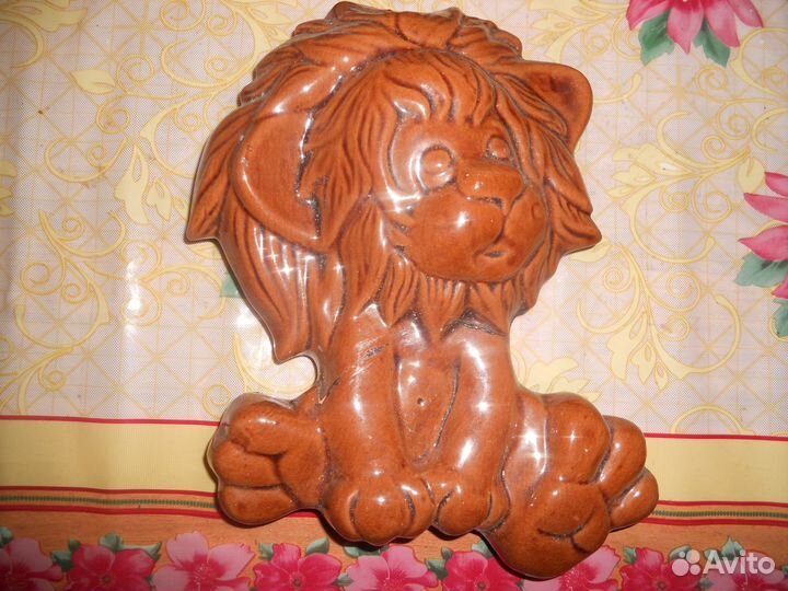 Керамическая фигурка львенка
