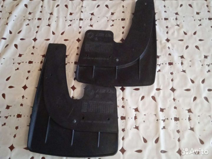 Брызговики универсальные