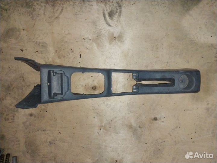 Консоль между сидений Toyota Rav4 SXA10 3SFE