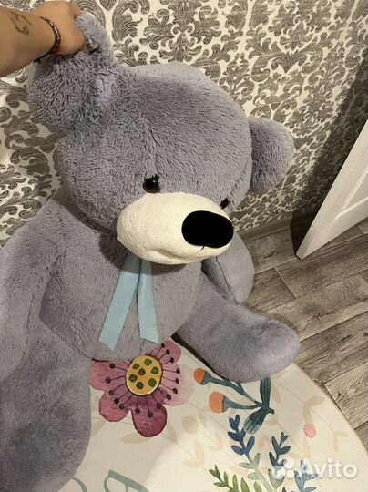 Большие плюшевые медведи