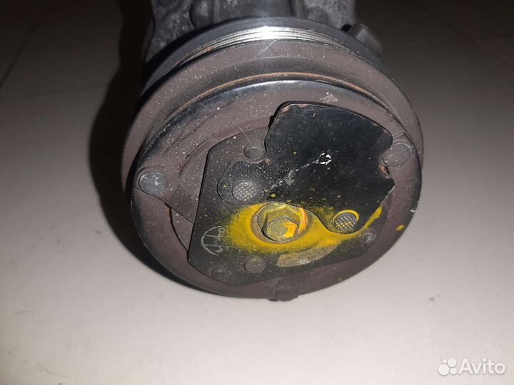 Компрессор кондиционера Субару Легаси