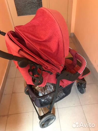 Прогулочная коляска