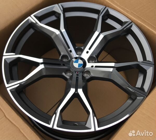 Диски 741 стиль X6 5-120 на BMW Х6 E71 F16 Ф16 R22
