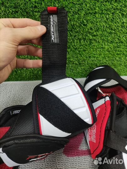 Хоккейная форма CCM ft4 pro (налокотники)