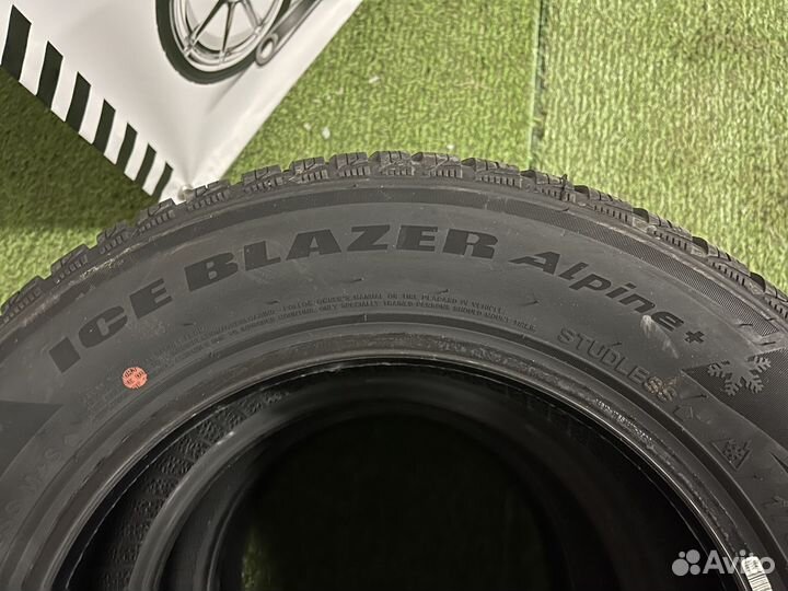 Sailun Ice Blazer Alpine+ 175/60 R15 81H
