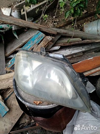 Фара renault logan 1 правая